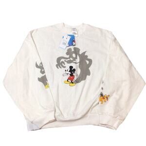 Disney Mickey & Friends Sweatshirt White Graphic Pullover Crewneck Adult Sz M